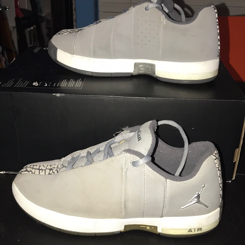 Kids gray Jordan shoe